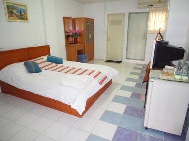 Thanapa Mansion (Donmuang Airport)