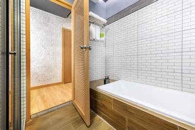 Qiu Hotel Sukhumvit SHA Plus