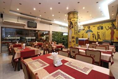 OYO 102 Diamond Residence Silom