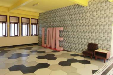 Miami Hotel Bangkok - SHA Plus