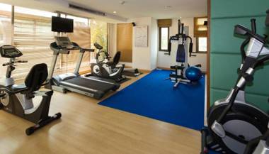 Lasalle Suites & Spa