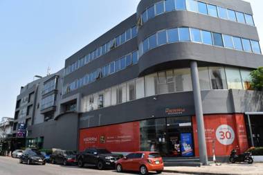 Synsiri 5 Nawamin 96 Apartment