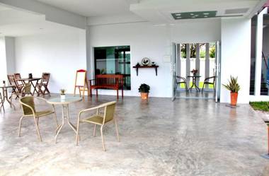 The Meet Green Apartment