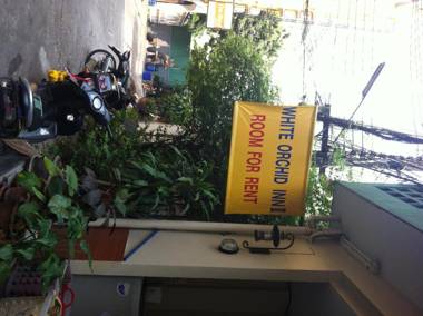 White Orchid Inn Nana 2