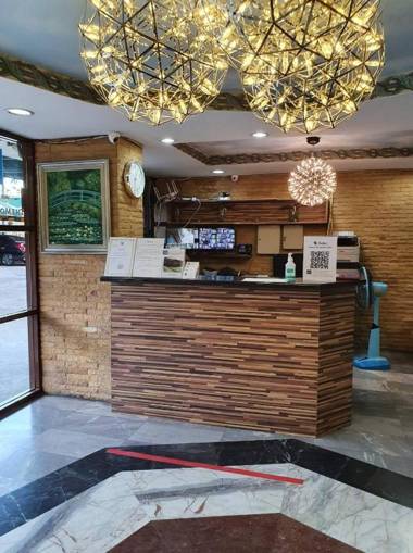 The Montana Lodge-Sathorn