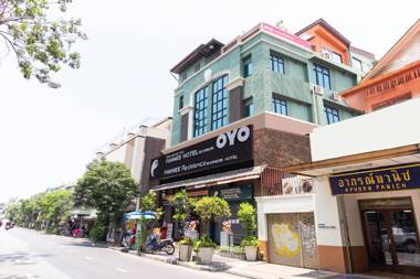 OYO 484 Pannee Residence Khaosan SHA Plus