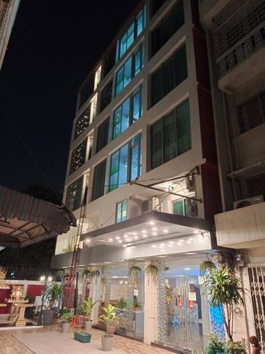 Ideal Hotel Pratunam