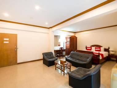 OYO 870 12 PM Bangkok