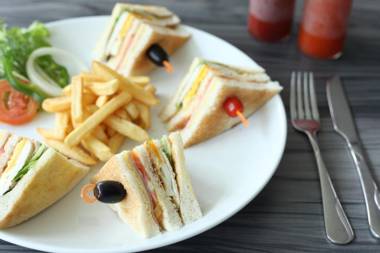 Crystal Suites Suvarnbhumi Airport