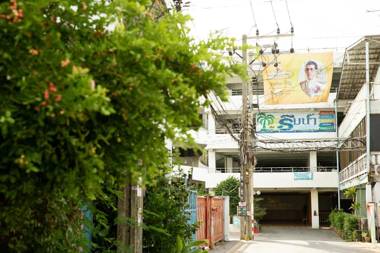 Rimnam Hotel Suk Sawat 70