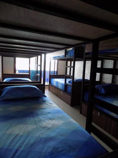 Back Home Backpackers