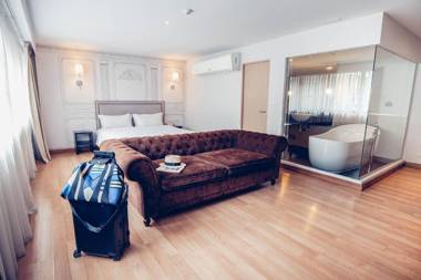 THEE Bangkok Hotel by TH District