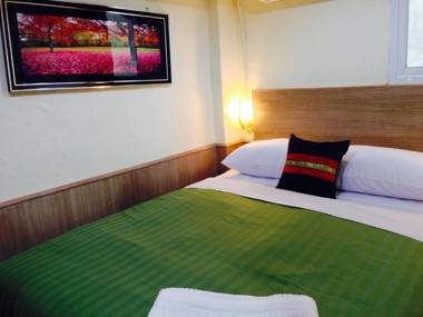 Sukhumvit 20 Guest House