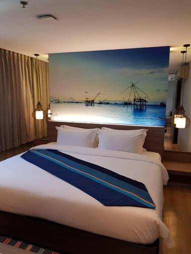 Bizotel Premier Hotel & Residence