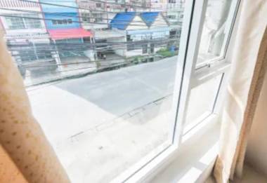 Freesia Bangphi Guest House