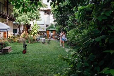 The Yard Bangkok Hostel