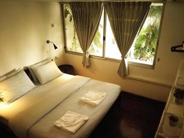 Home16 Hostel 16 Sukhumvit