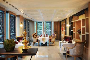 Al Meroz Hotel Bangkok - The Leading Halal Hotel
