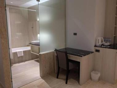 Sukhothai Residence Ruam Ruedi