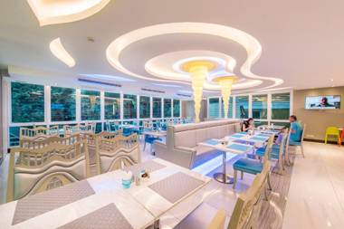 Le Tada Parkview Hotel - SHA Plus