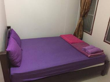 Honey Place Guesthousespecial rate for long stay