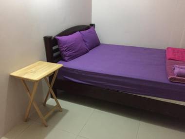 Honey Place Guesthousespecial rate for long stay