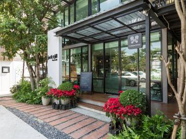 BB House Mini Suite Hotel