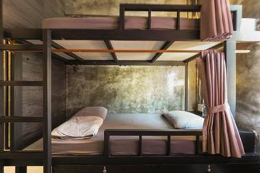 OYO 75332 Vm1 Hostel