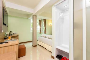 RoomQuest Suvarnabhumi Airport