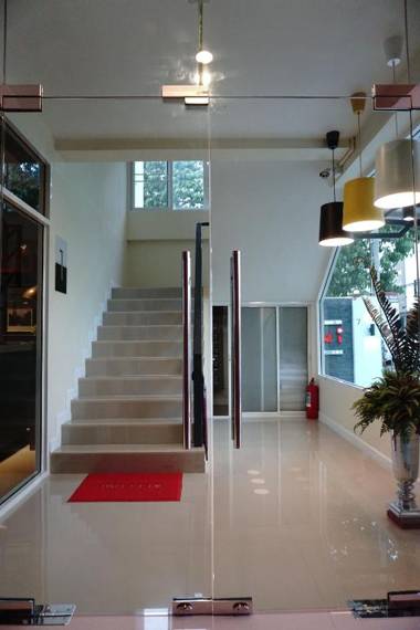 The Arni Sukhumvit 101