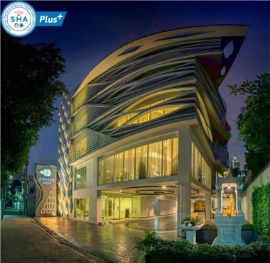 Anajak Bangkok Hotel - SHA Plus