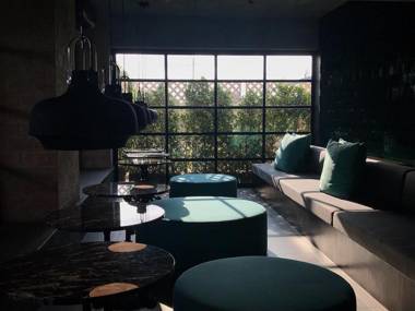 Theorie Hotel Sukhumvit 107 by Tolani  (SHA Plus)