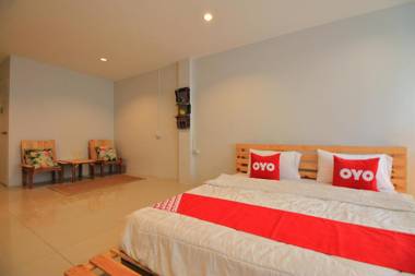 OYO 421 Guyasuka Hostel & Cafe