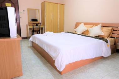 Goody Hotel (SHA Certified)