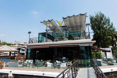 V Varee Bangkok