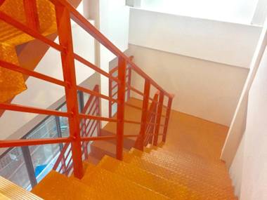 Inn Trog And Inn Soi