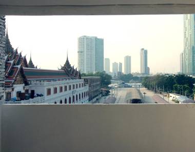ROOM BANGKOK
