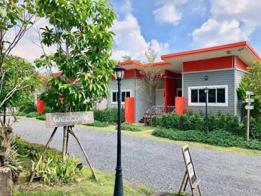 Baanpermsook Impact Muang Thong