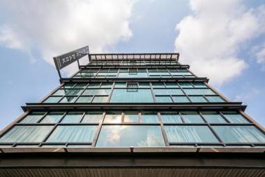 Hyde Park Hotel Bangkok