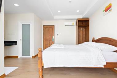 Royale 8 Ville Guest House