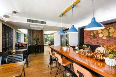 Vaccinated Staff - OYO 137 Kitzio House