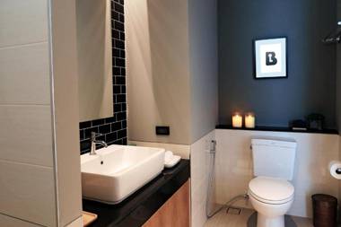 B Stay Hotel - SHA Plus Certified