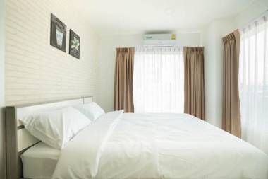 The Lux Ladprao 10