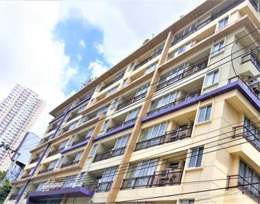 Bella B All Suite Bangkok