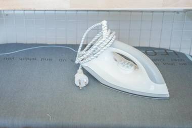 U2 Large 2 Bedrooms 100m to BTS station