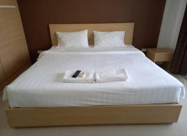 Ruan Plaisoi Apartment