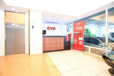 Vaccinated Staff - OYO 411 Grandview Condo 15