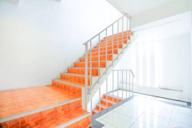 Vaccinated Staff - OYO 411 Grandview Condo 15