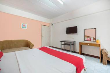 Vaccinated Staff - OYO 519 B Min Airport