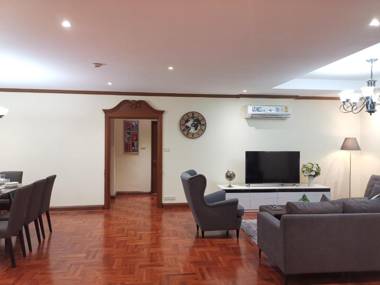 NT Place Sukhumvit Suites